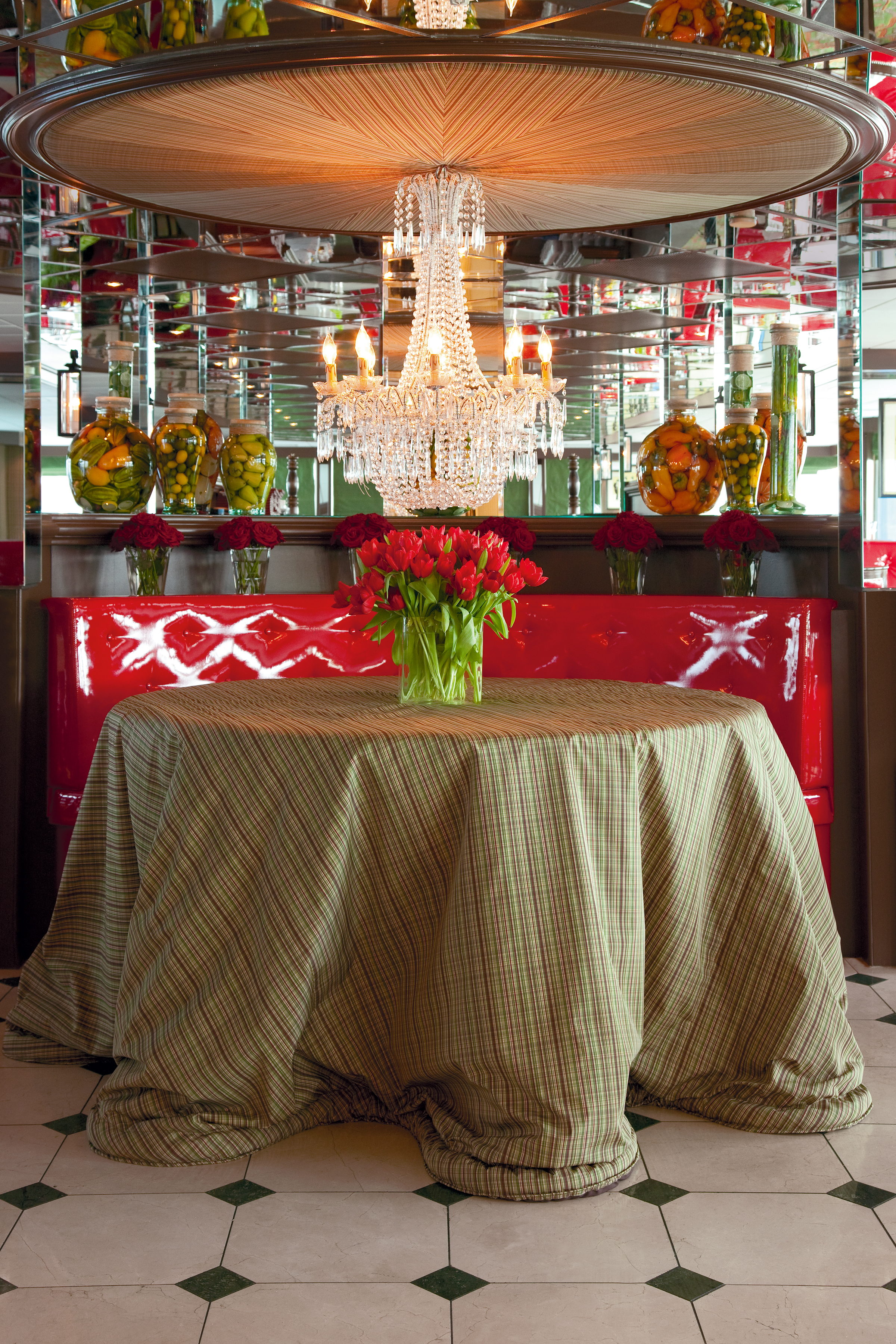 UNIWORLD Boutique River Cruises River Empress Interior Restaurant 4.jpg